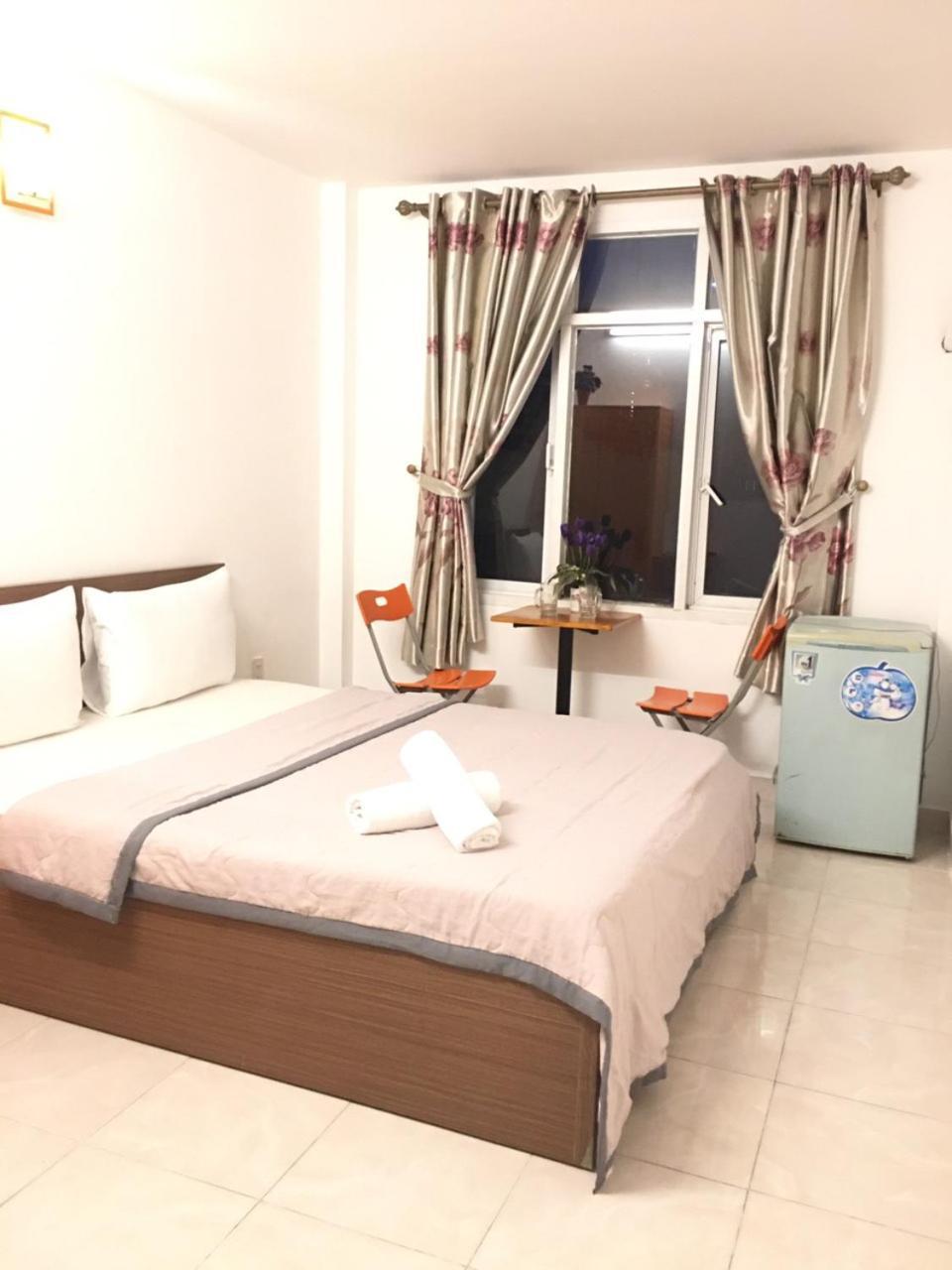 Thanhha Guesthouse At Bui Vien Walking Street Hô Chi Minh-Ville Extérieur photo