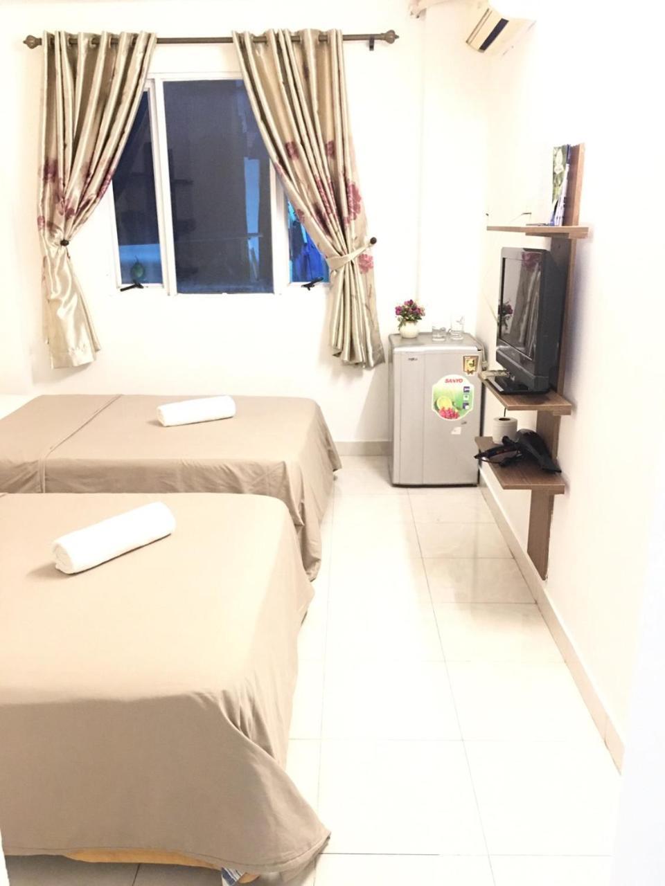 Thanhha Guesthouse At Bui Vien Walking Street Hô Chi Minh-Ville Extérieur photo